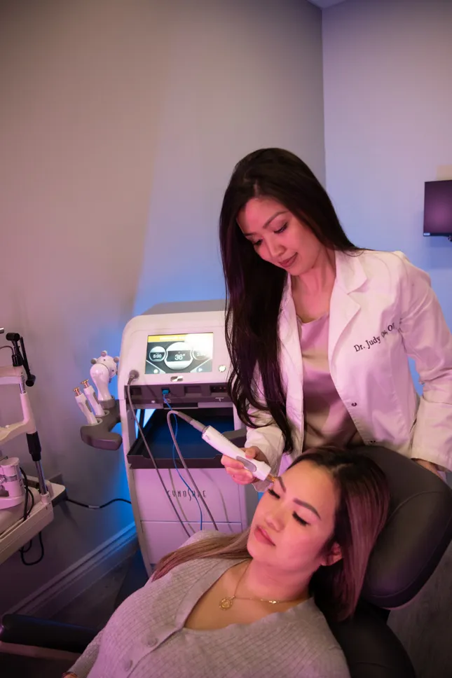 Optometric - Skin Care (social media)