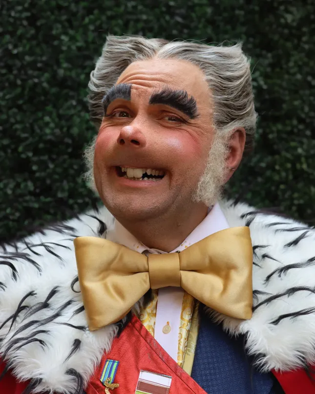 Universal Studios Mayor Makeup