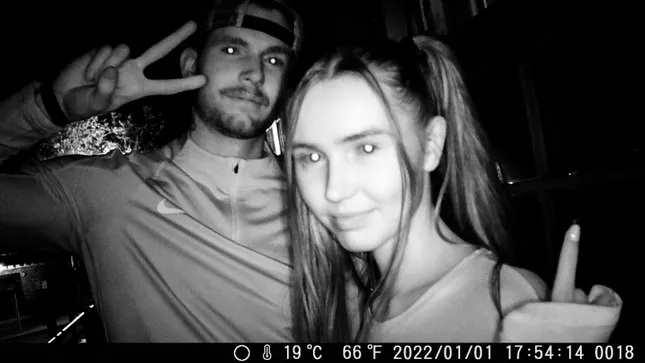 Snow Strippers x EvilGiane on Trail Cam #SURFGANG