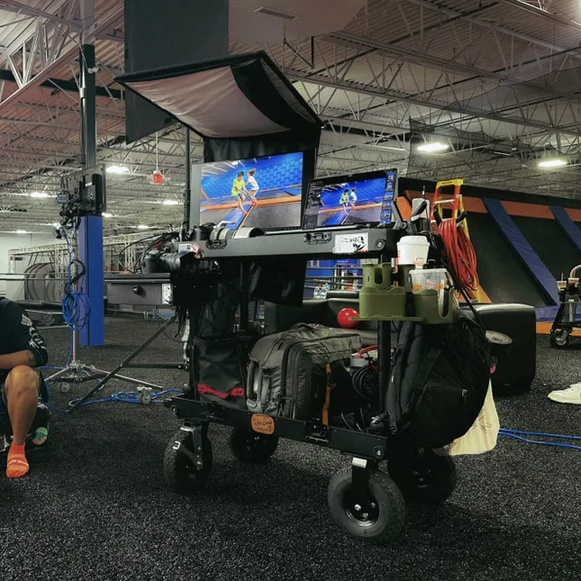 Sky Zone: Holiday Campaign
