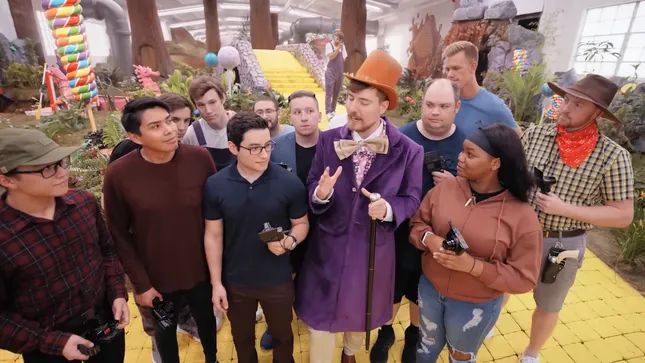 MR. BEAST- I Built Willy Wonka's Chocolate Factory