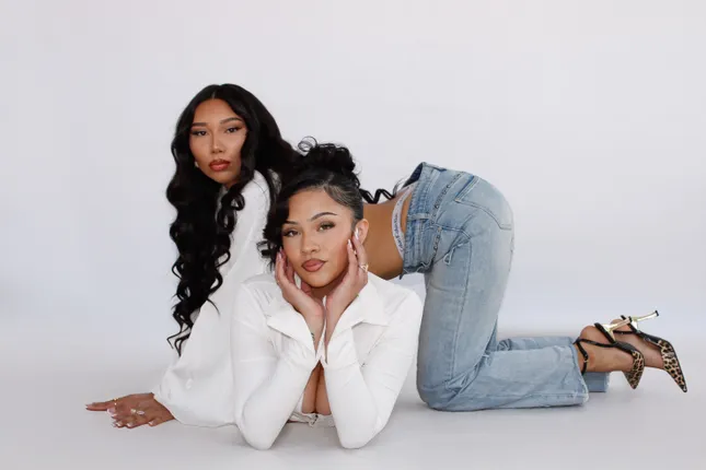 bestie shoot for Nioami and Oniah🤍