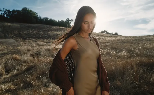 Quince FA25 Campaign | 1st Photo Assistant