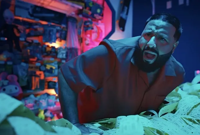 “Dientes”- J.Balvin, Usher & DJ Khaled