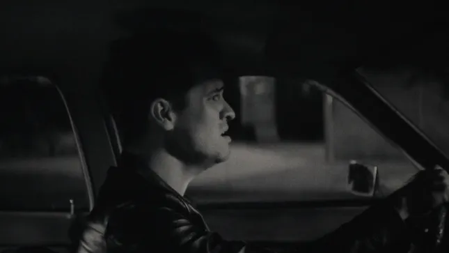 Panic! at the Disco - Don’t Let The Light Go Out