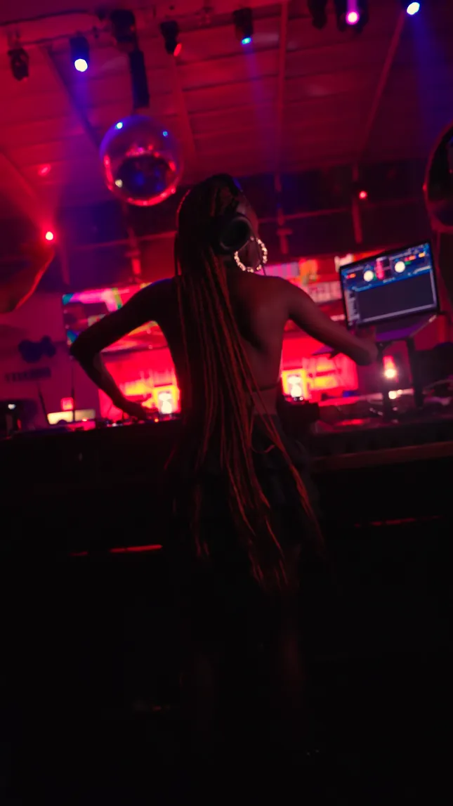 DJ BIG SU @harbor NYC for celebrity female DJs TXC American Tour