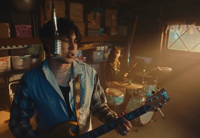 Music video for juju - Caroline