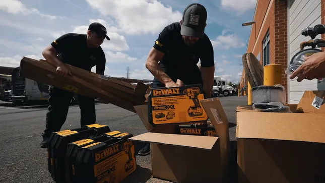 FOV \ DeWALT