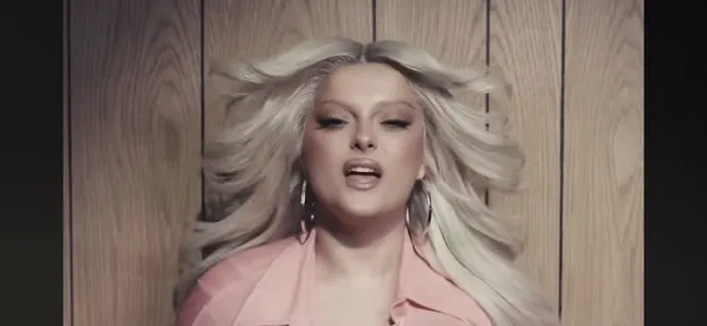 Bebe Rexha - Heart Wants What It Wants