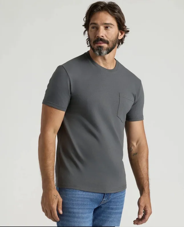 True Classic - Pocket Tee