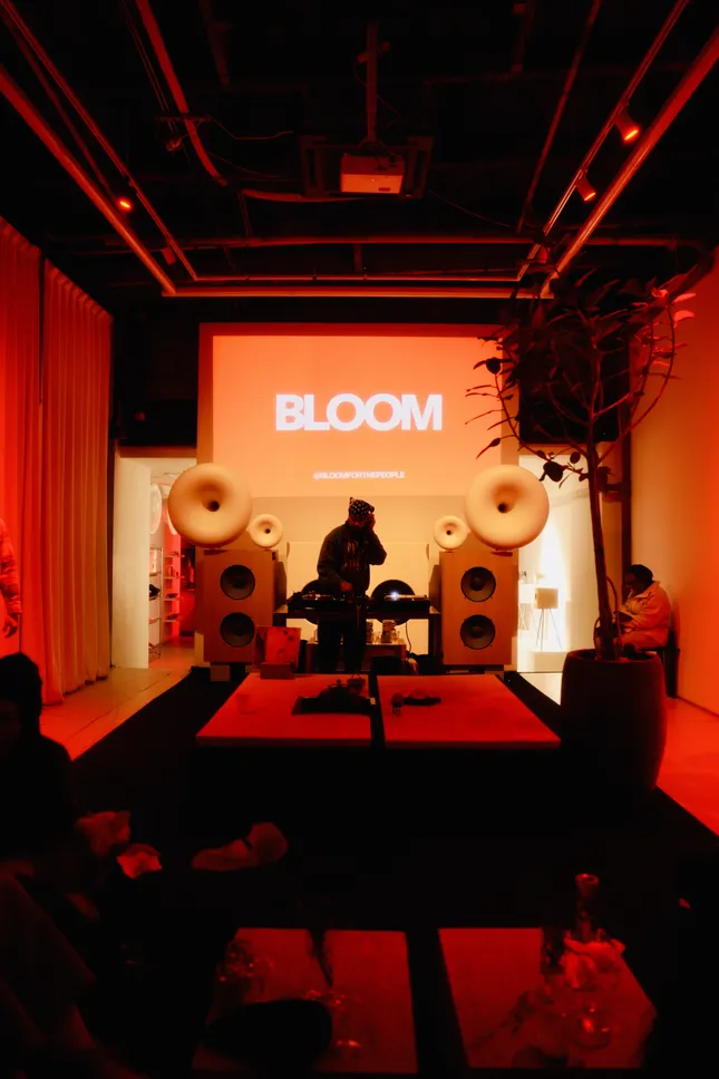 BLOOM @ Silence Please