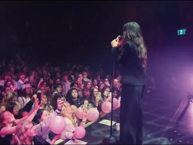 Jade LeMac Tour Social Content