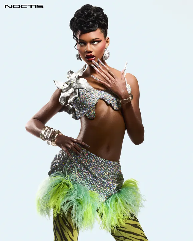 'VIVE' for Noctis Magazine