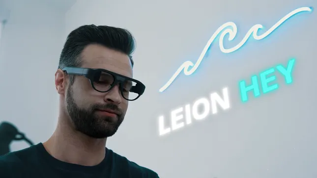 Video for Kickstarter. VR glasses by Leion Heiy