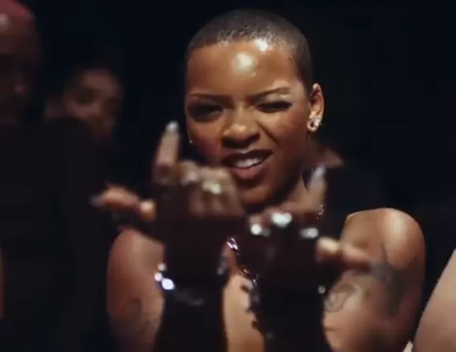 “Oh Lala” Music Video