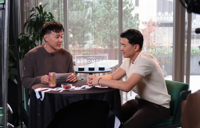 Spill That Boba Tea w/ Ronny Chieng