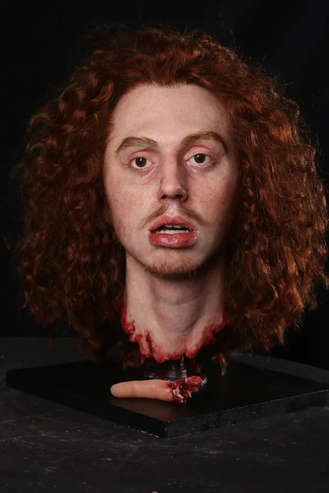 Silicone decapitated head