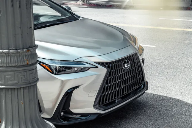 Lexus NX350