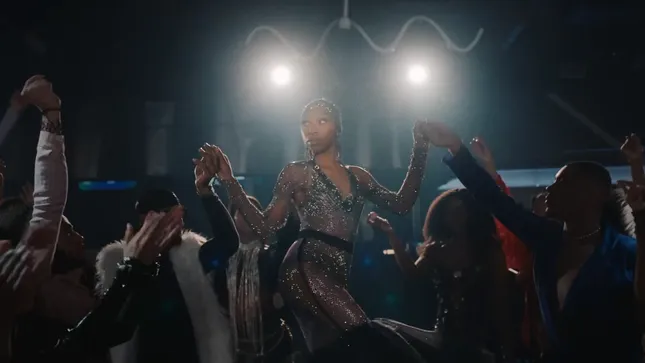 Rihanna x Apple Music Super Bowl - “Diamonds”