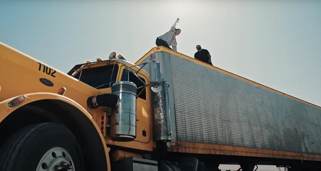 Quien Tu Eres - Bad Bunny