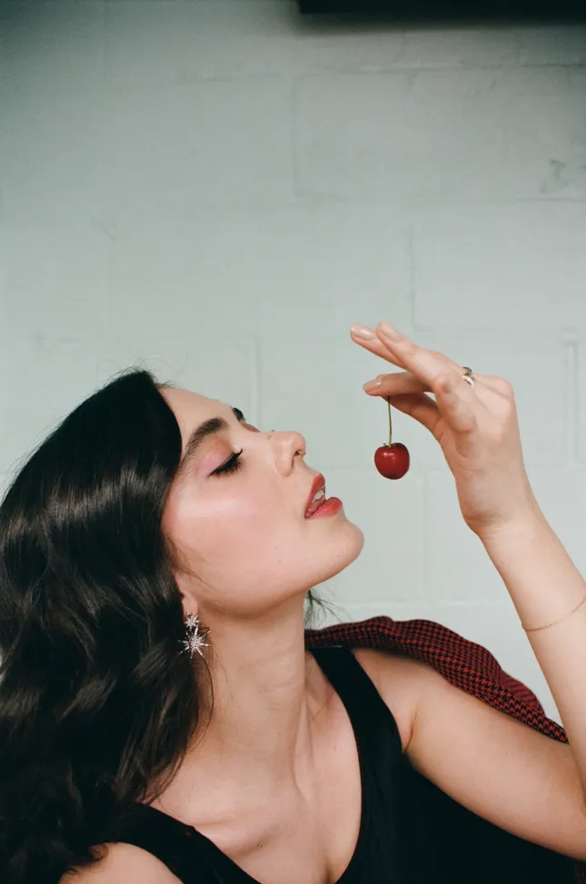 Isa Bruder for Unclear Magazine