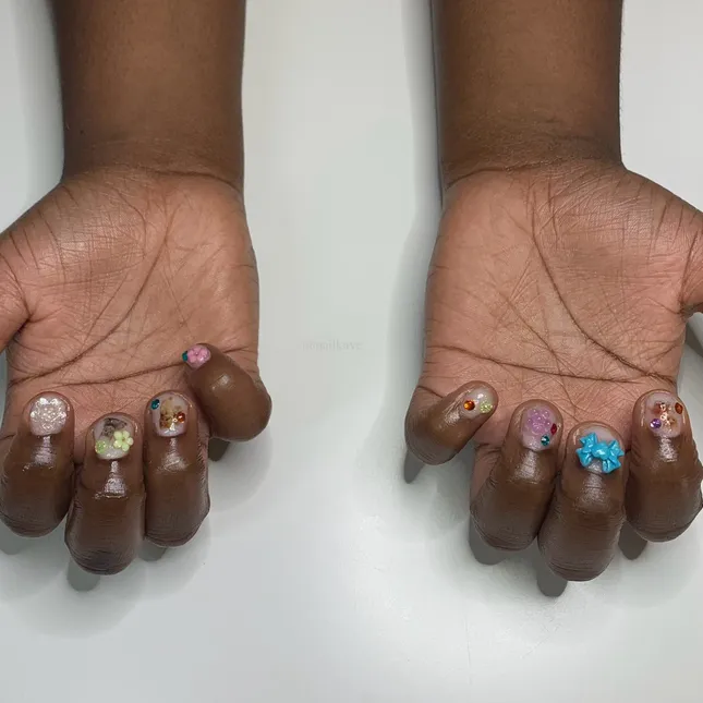 Gyaru Style Junk Nails