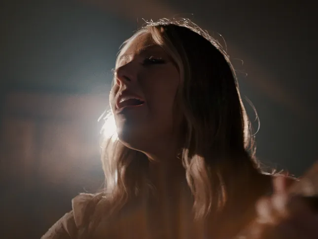 Hey Highway - Kaitlyn Kilian