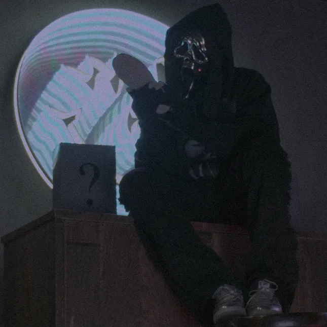 Who Knows Scream Hoodie Skit