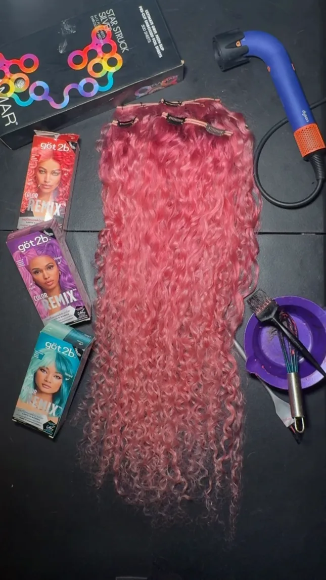 Coloring Pink Extensions for Understated Leather