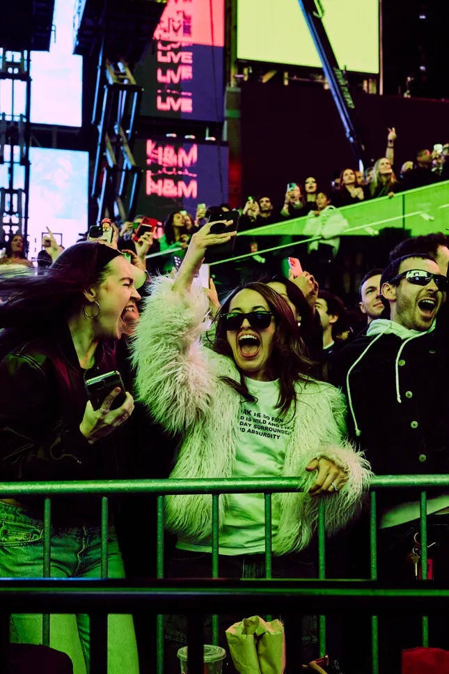 H&M NYC - Charli xcx Times Square