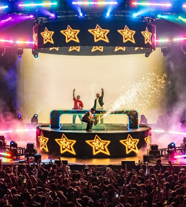 Two Friends Tour