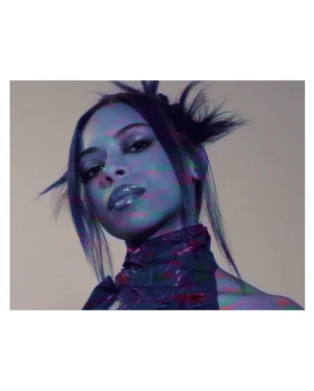 “ Skin Tight “ Apple Music
