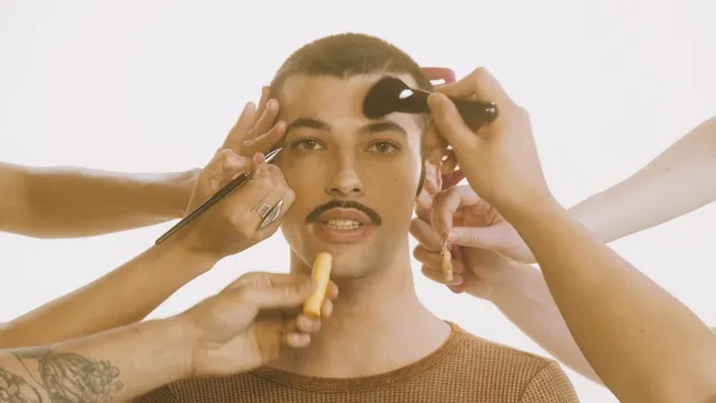 lovelwo - BUZZCUT