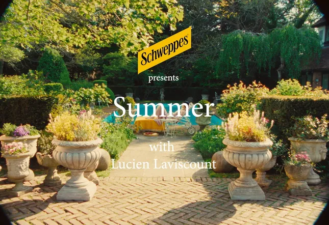 Schweppes — Fizz It Up