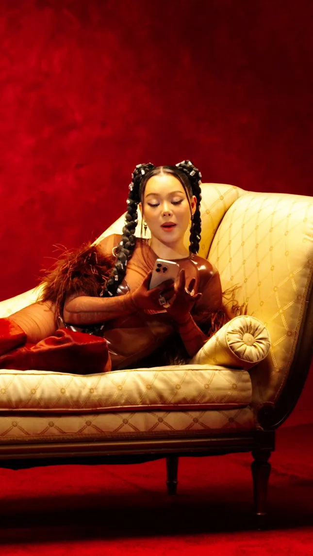 BTS of Netflix’s “Puzzled” Music Video