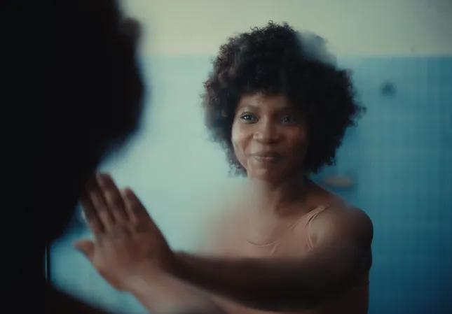 DOVE- DOVE IT, SHAVE IT