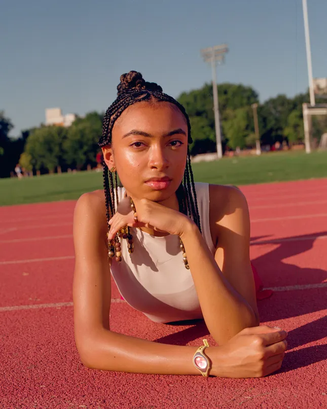 Nike - BRAIDED IN MOTION