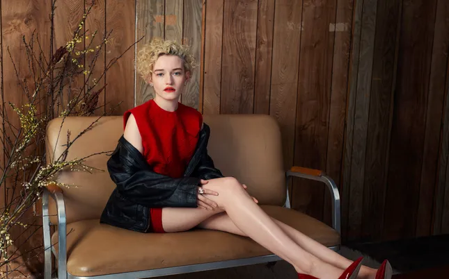 Marie Claire Aus | Julia Garner