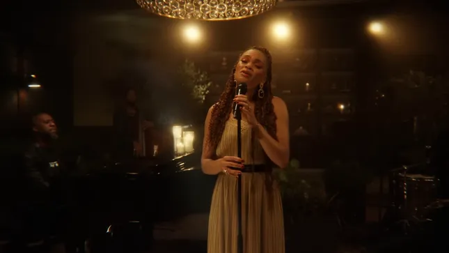Robert Glasper - December ft. Andra Day (Official Performance Video)
