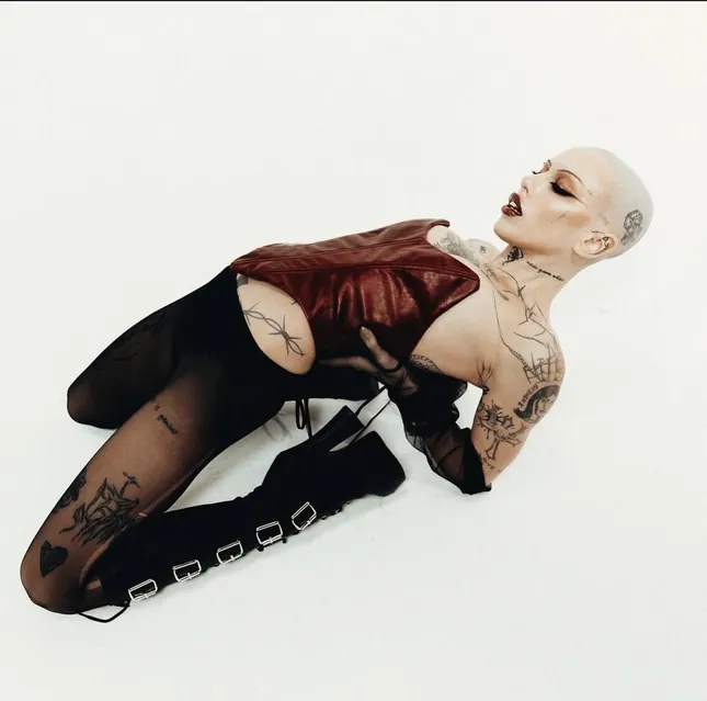 Siiickbrain test photoshoot