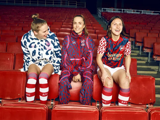 Adidas x Stella McCartney x Arsenal Football  “Made to be Seen” 💓💓