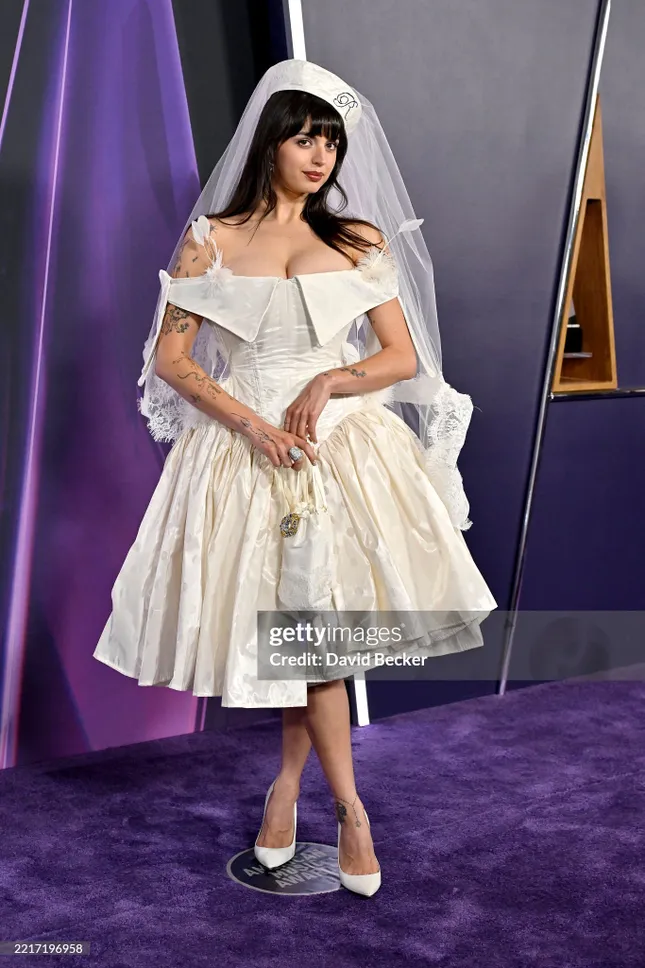 Rebecca Black X AMA