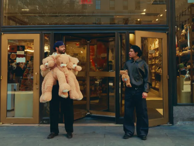 What makes the perfect Valentines Day gift? EP 02 for Dariel Amant