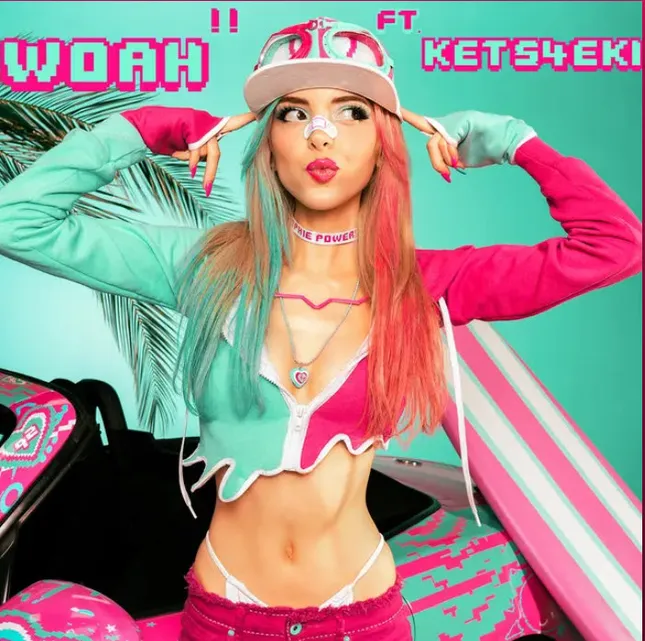 Woah!! Sophie Powers ft KETS4EK1
