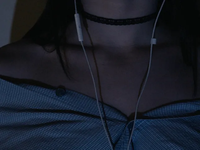girly. - LOVE INTEREST (Visualizer) | Directed, Shot, Edited by Sean Finan