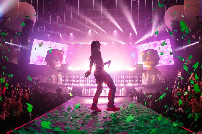 Steve Aoki / Super Plastic - The Color of Noise Tour
