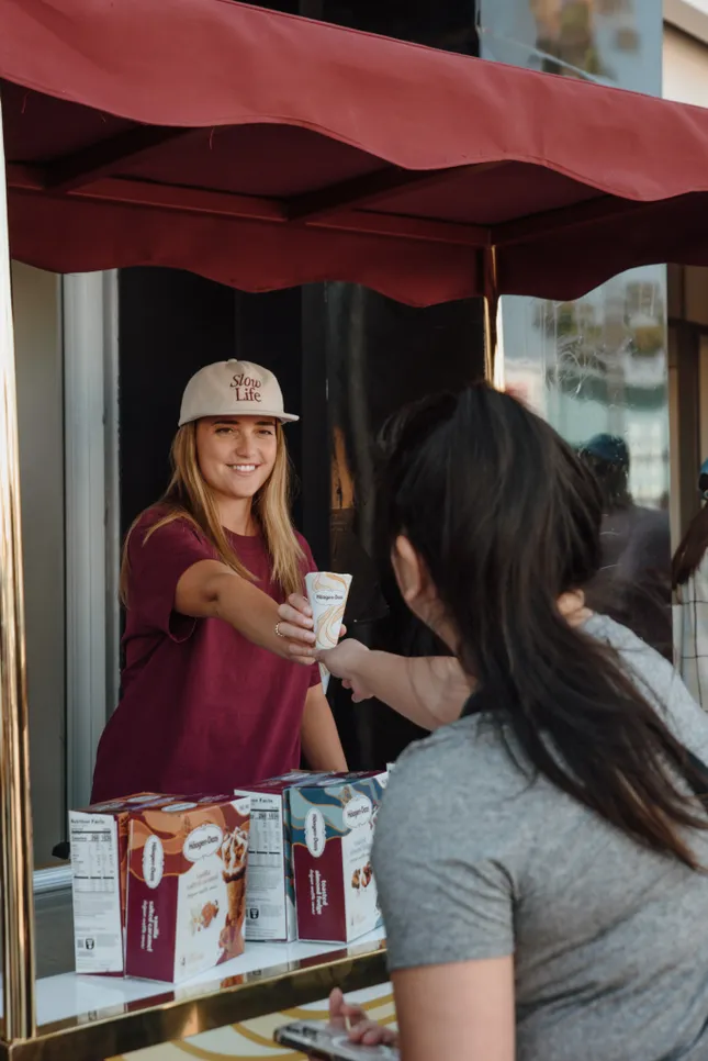 Haagen-Dazs x Complex