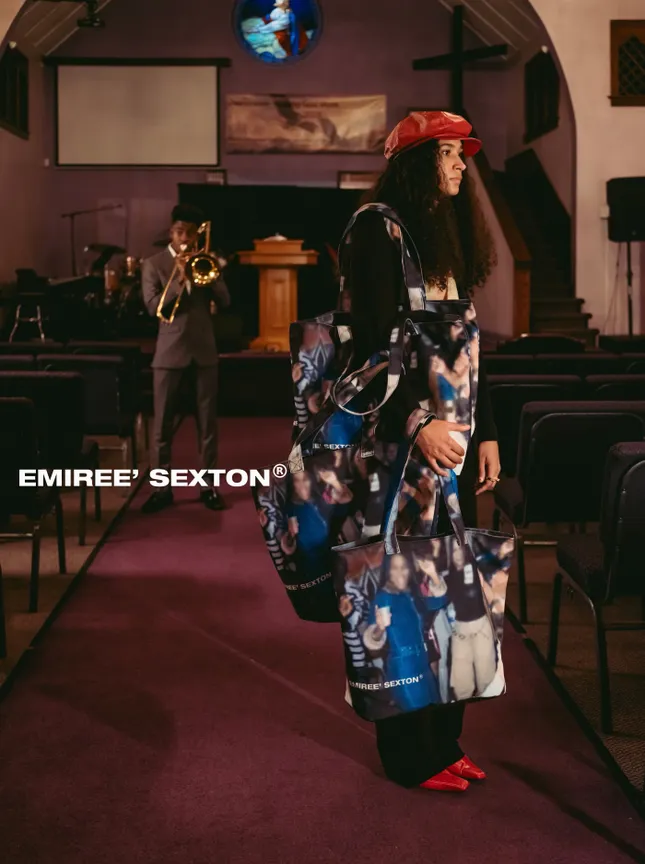 Emiree Sexton - A Black Bag