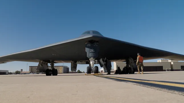 UNCONVENTIONAL: I FLY IN THE B-2 STEALTH BOMBER