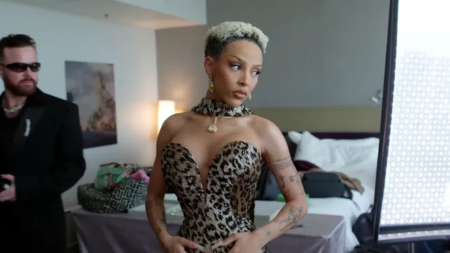 "Doja Cat x Oscars" - Vogue